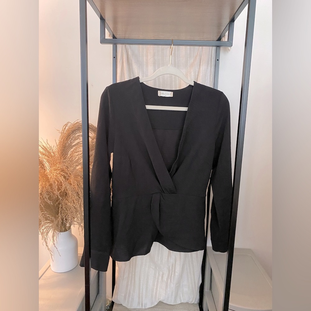 Altar'd State Plunge Neckline Blouse, Black, Size Small